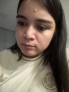 CamilaSofiia online show from June 2026 11:25:02 PM