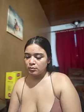 CamilaSofiia online show from June 2026 11:05:01 PM