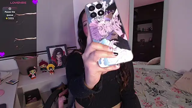 Lexie Thompson10 online show from October 2025 10:22:02 PM