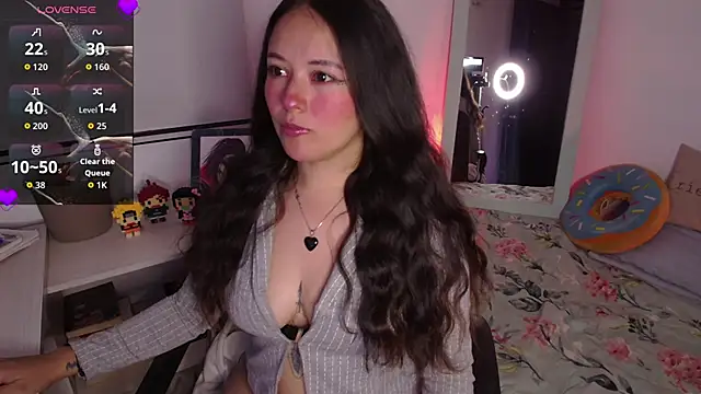 Lexie Thompson10 online show from November 2025 11:21:02 PM