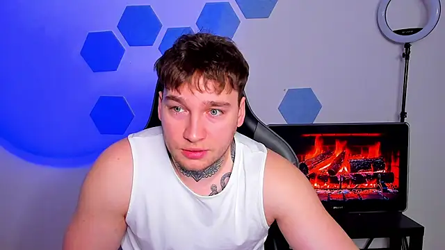 Chris Tyson online show from February 2026 07:30:01 AM