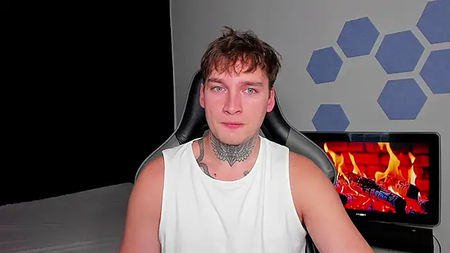 Chris Tyson online show from September 2025 01:52:02 AM
