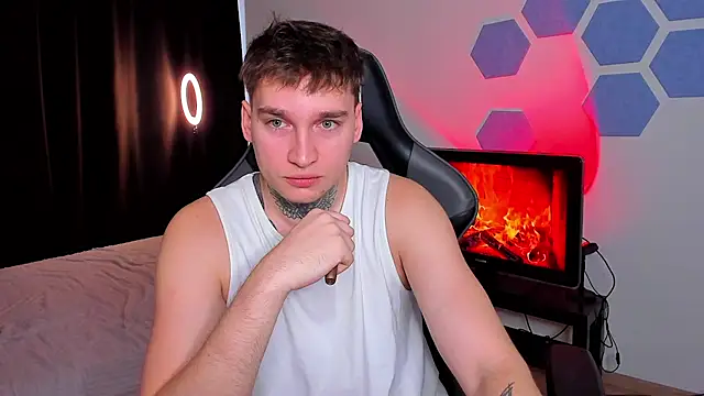 Snapshot of Chris_Tyson chatting on December 2025 07:20:02 AM Chris Tyson online show from December 2025 07:20:02 AM