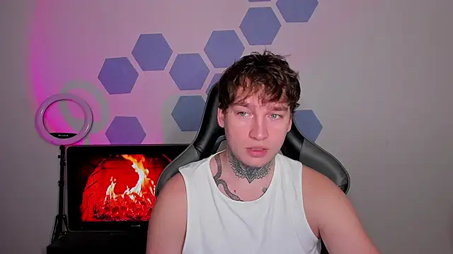 Snapshot of Chris_Tyson chatting on November 2025 03:10:02 AM Chris Tyson online show from November 2025 03:10:02 AM