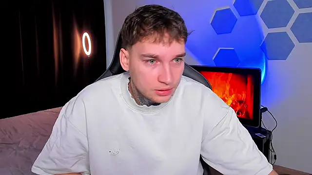 Snapshot of Chris_Tyson chatting on November 2025 07:53:01 AM Chris Tyson online show from November 2025 07:53:01 AM