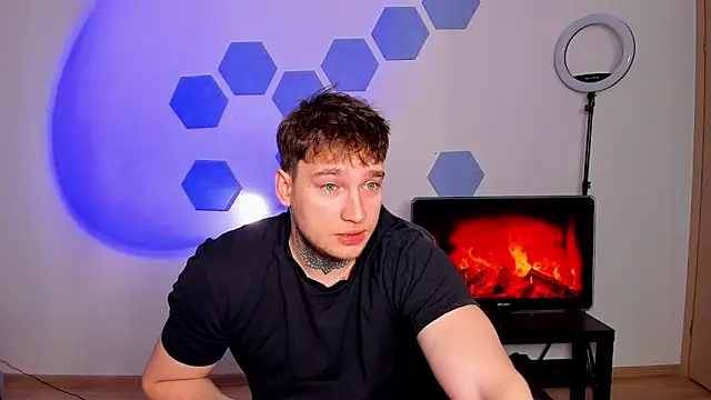 Chris Tyson online show from February 2026 09:06:02 AM