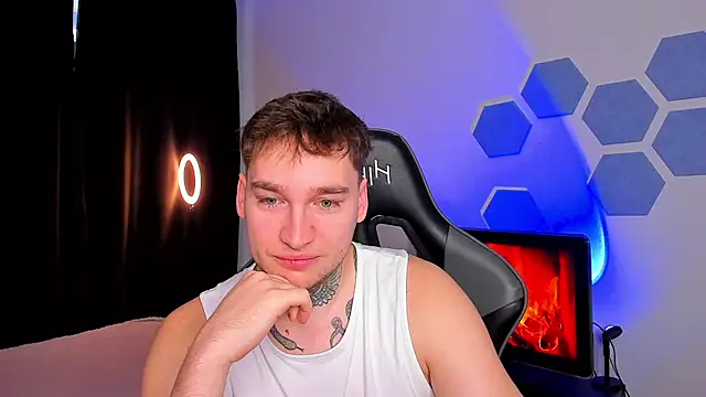 Snapshot of Chris_Tyson chatting on November 2025 08:25:02 AM Chris Tyson online show from November 2025 08:25:02 AM