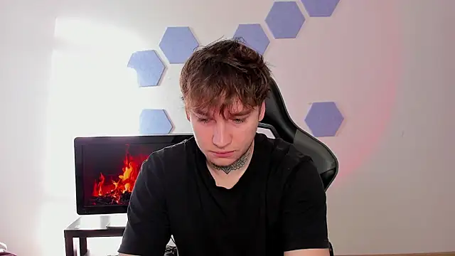 Snapshot of Chris_Tyson chatting on November 2025 08:40:01 AM Chris Tyson online show from November 2025 08:40:01 AM