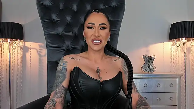 Snapshot of Mistress-Kennya chatting on May 2026 06:49:02 PM Mistress-Kennya online show from May 2026 06:49:02 PM
