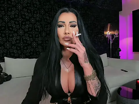 Snapshot of Mistress-Kennya chatting on October 2025 08:06:02 PM Mistress-Kennya online show from October 2025 08:06:02 PM
