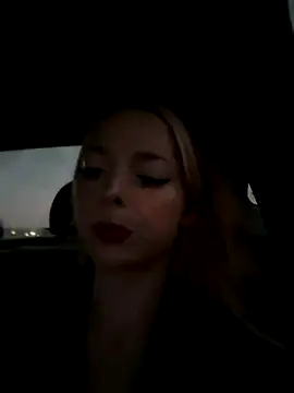 LoraaDoll online show from October 2025 03:23:02 PM