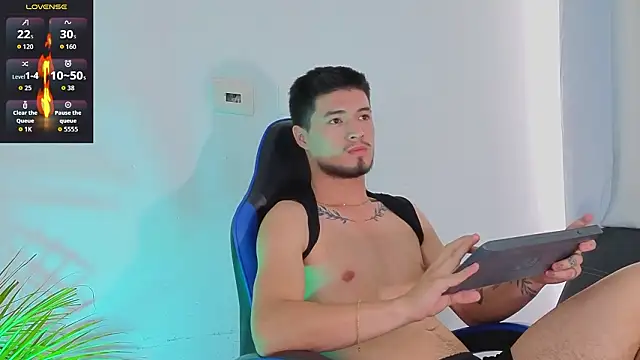 EdwardRoss  online show from March 2026 09:26:01 PM