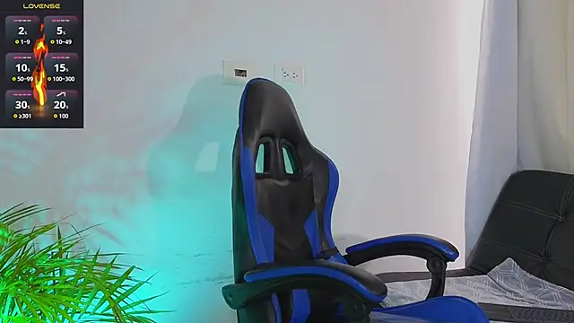 EdwardRoss  online show from March 2026 07:18:01 PM