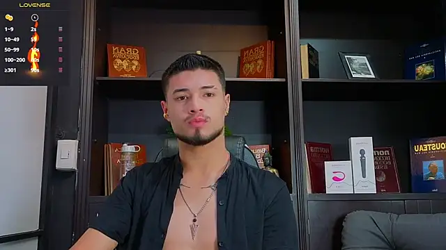 Snapshot of EdwardRoss_ chatting on September 2025 09:10:01 PM EdwardRoss online show from September 2025 09:10:01 PM