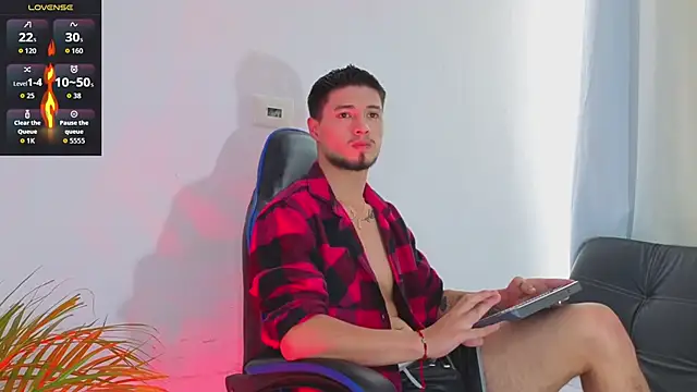 EdwardRoss  online show from February 2026 08:31:02 PM