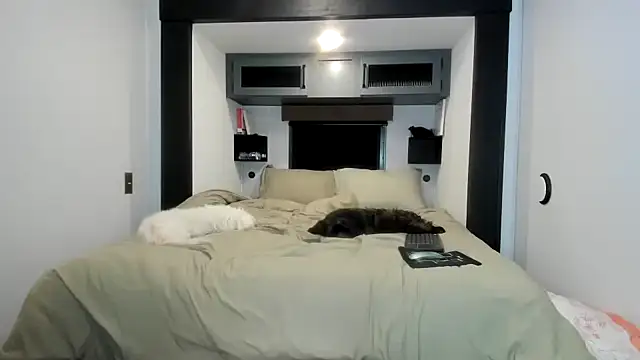 Persiasparadise online show from December 2025 02:16:01 AM