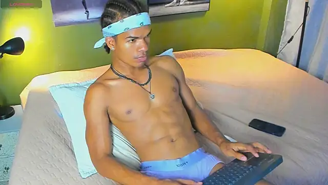 Snapshot of bigxx0 chatting on January 2025 11:46:01 PM bigxx0 online show from January 2025 11:46:01 PM