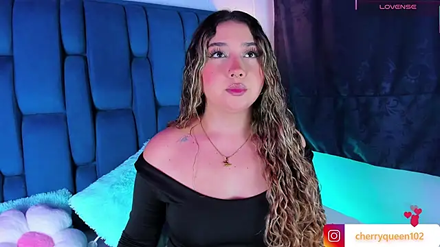 Snapshot of Cherryyquen chatting on November 2025 07:13:02 PM Cherryyquen online show from November 2025 07:13:02 PM