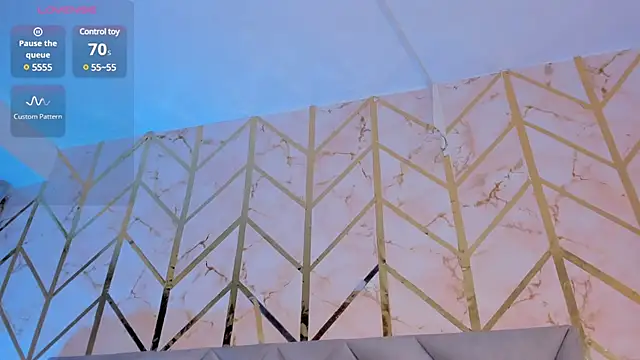 Arianabromw online show from February 2025 10:19:02 PM