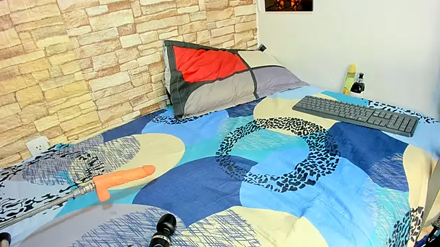 kaiagerbes3 online show from November 2025 01:26:01 PM