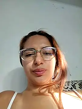Snapshot of Kate_lorens9 chatting on October 2025 11:47:02 AM Kate lorens9 online show from October 2025 11:47:02 AM