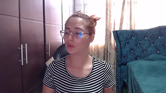 Kate lorens9 online show from February 2026 02:39:02 PM