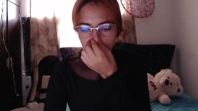 Snapshot of Kate_lorens9 chatting on October 2025 04:20:01 PM Kate lorens9 online show from October 2025 04:20:01 PM