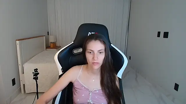 upssnowy online show from July 2026 12:54:01 AM
