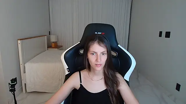 upssnowy online show from July 2026 10:49:02 PM
