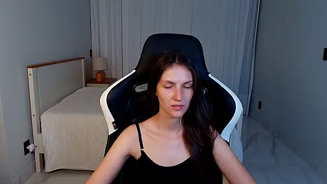 upssnowy online show from March 2026 09:18:02 PM