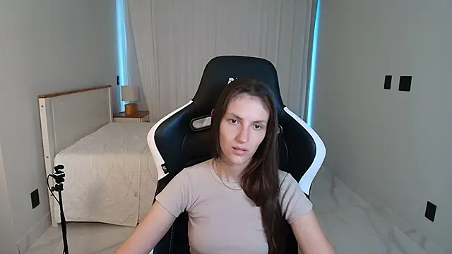 upssnowy online show from June 2026 08:10:01 PM