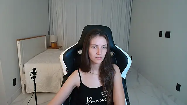 upssnowy online show from June 2026 09:10:01 PM