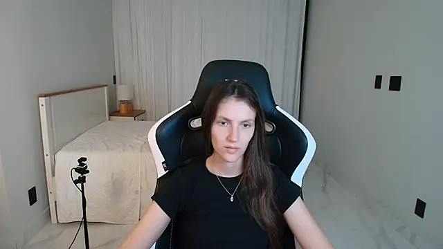 upssnowy online show from July 2026 11:38:01 PM