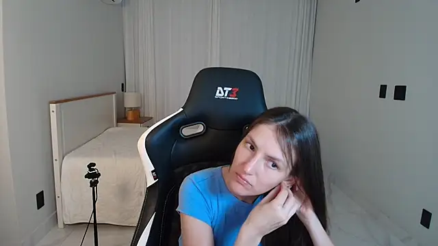 upssnowy online show from July 2026 11:45:01 PM