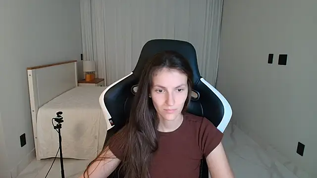 upssnowy online show from July 2026 06:47:02 AM