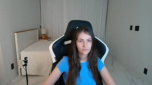 upssnowy online show from July 2026 11:49:02 PM