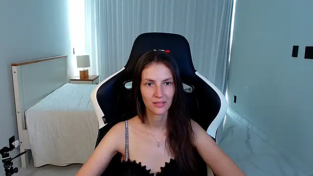 upssnowy online show from March 2026 07:04:02 PM