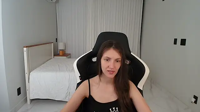 upssnowy online show from July 2026 04:31:01 AM
