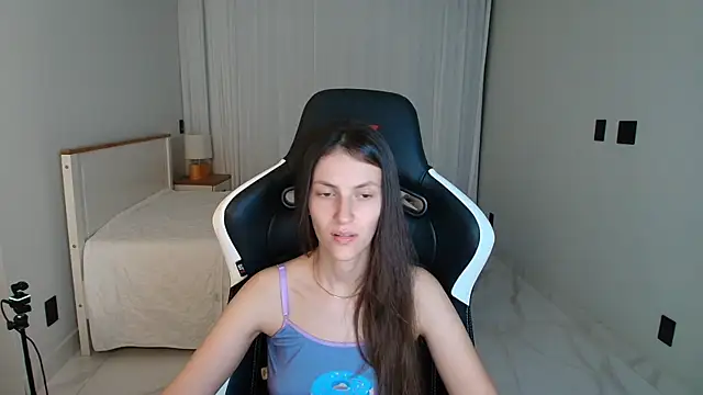 upssnowy online show from July 2026 01:30:01 AM