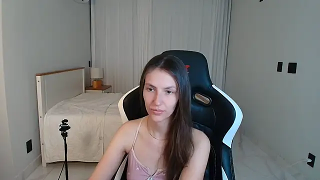 upssnowy online show from July 2026 01:12:02 AM