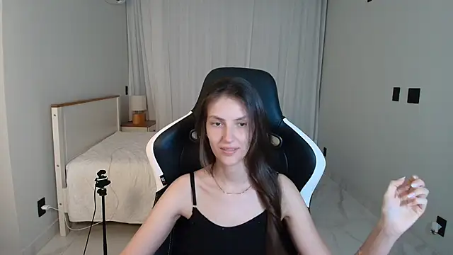 upssnowy online show from July 2026 11:23:01 PM