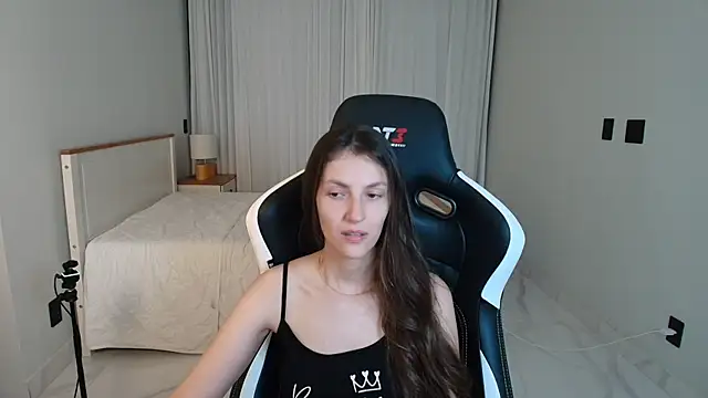 upssnowy online show from June 2026 03:11:02 AM