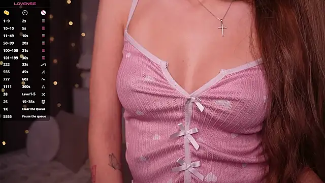 ErinLewist online show from June 2026 01:13:02 AM