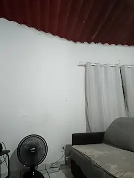Julia Pretinha online show from February 2025 01:55:02 AM
