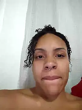 Julia Pretinha online show from September 2025 01:54:01 PM