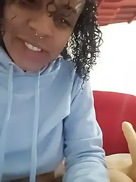 Julia Pretinha online show from November 2025 09:08:02 PM