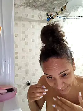 Julia Pretinha online show from February 2026 09:58:02 PM