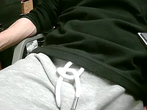 Snapshot of MF-Deutschland chatting on February 2025 10:39:01 AM MF-Deutschland online show from February 2025 10:39:01 AM