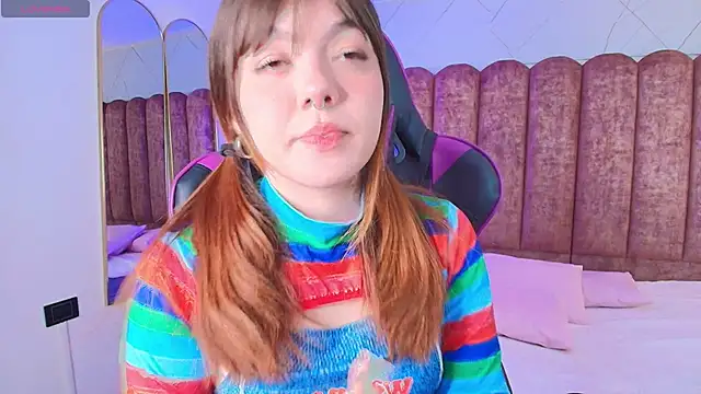 Fluffy Bubble21 online show from March 2026 04:12:01 AM