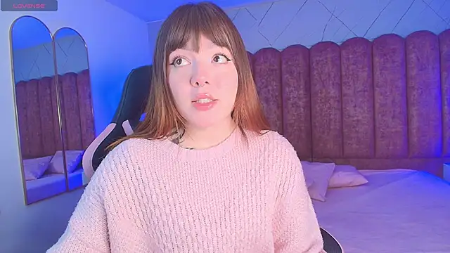 Fluffy Bubble21 online show from April 2026 04:16:02 AM